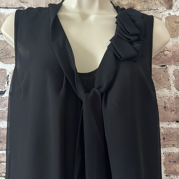 GAP Women’s Sleeveless Blouse Top - Picture 3 of 7